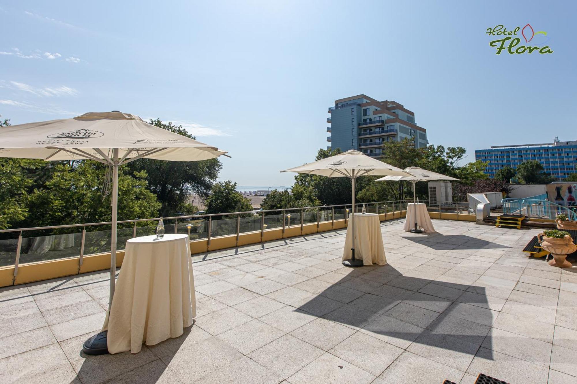 Hotel Flora Mamaia Extérieur photo